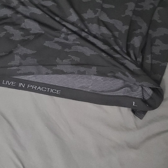 Metal vent tech LS hoodie 2.0.... - Picture 2 of 6